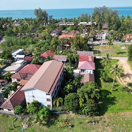 Pratum Resort Khao Lak Exterior photo